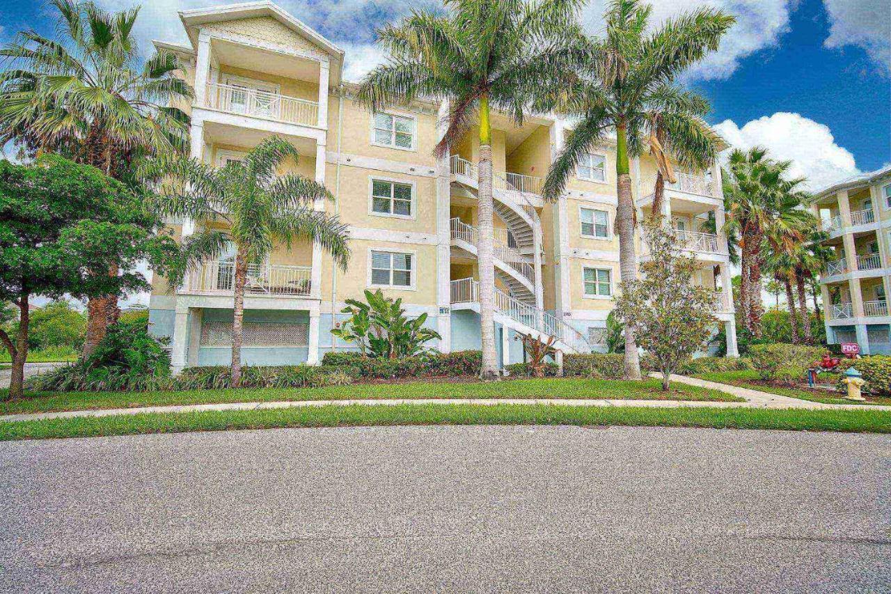 Palma Sola Bay Club Condominium Брадентон Экстерьер фото